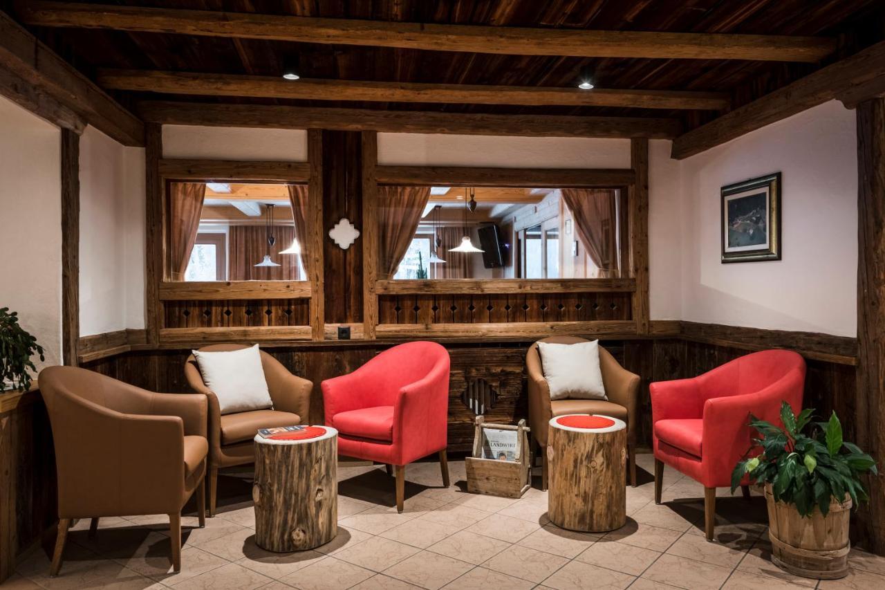 Hotel Ciurnadu ラ・ヴァッレ エクステリア 写真